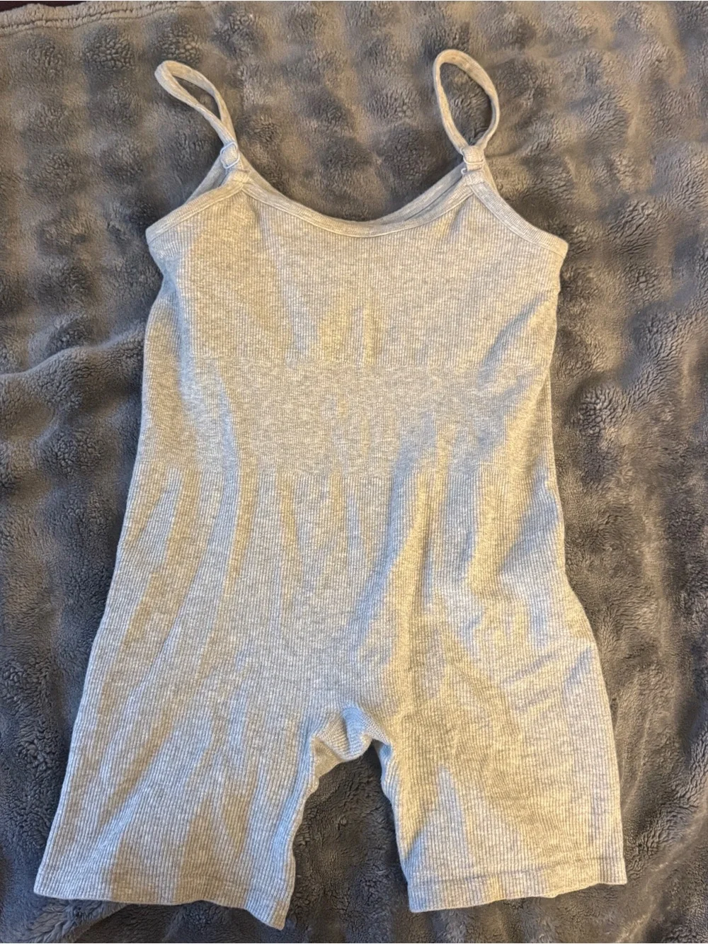 Alo Yoga gray ribbed romper